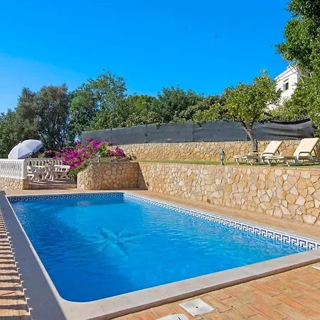 Isabel וילה לואה